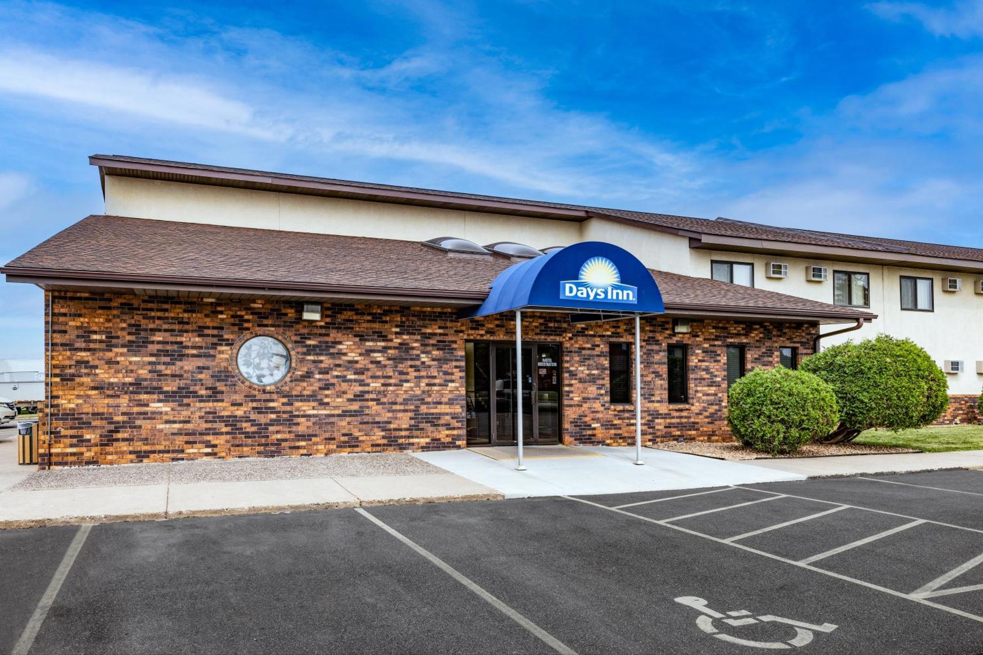 Days Inn By Wyndham Monticello Esterno foto